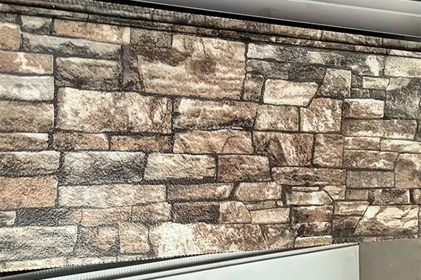 Costruire come blocchi impilabili: i pannelli isolanti-decorativi integrati entrano nel mercato verde da miliardi di dollari