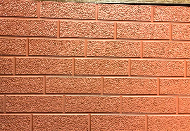 Pannello decorativo per isolamento termico esterno