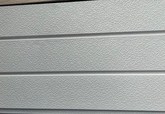 Pannello isolante decorativo per esterni